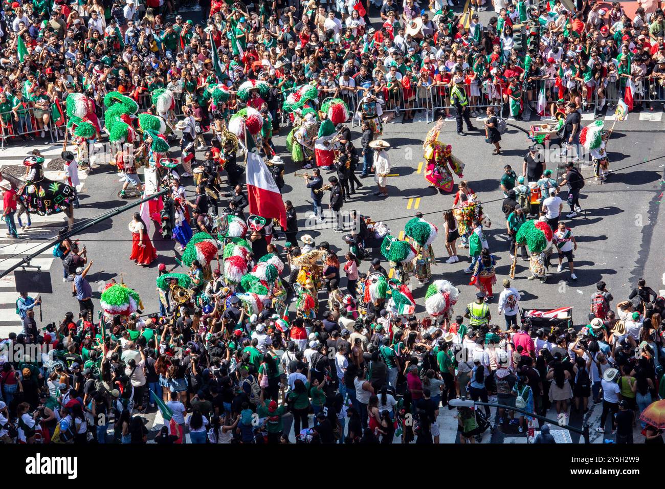 Die mexikanische Independence Day-Parade ist eine jährliche Feier entlang der Madison Avenue in Manhattan, 2024, New York City, USA Stockfoto