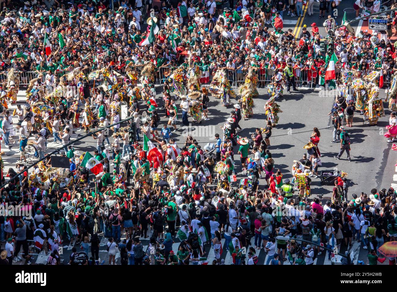 Die mexikanische Independence Day-Parade ist eine jährliche Feier entlang der Madison Avenue in Manhattan, 2024, New York City, USA Stockfoto