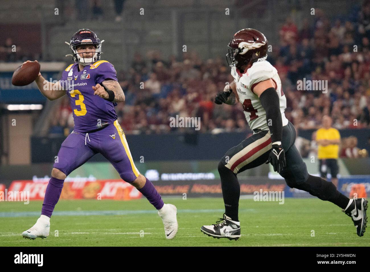 Ben Holmes (Vienna Wikings, #3), GER Rhein Fire vs. Vienna Wikings, Fußball, Europameisterschaft, Saison 2024, 22.09.2024 Foto: Eibner-Pressefoto/Fabian Friese Stockfoto