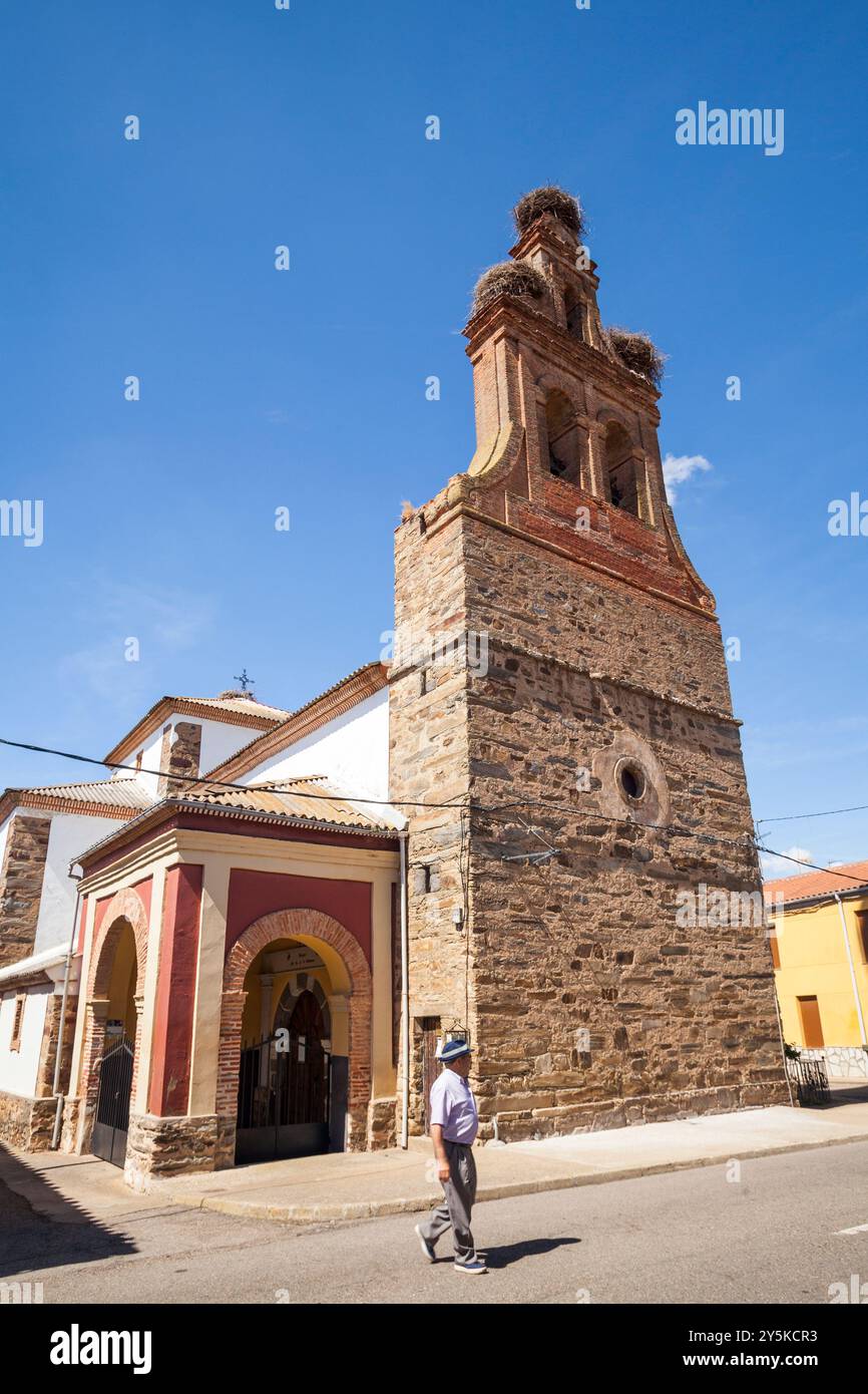 Kirche von Puente de Orbigo im Hospital de Orbigo, Jakobsweg, Leon, Spanien Stockfoto