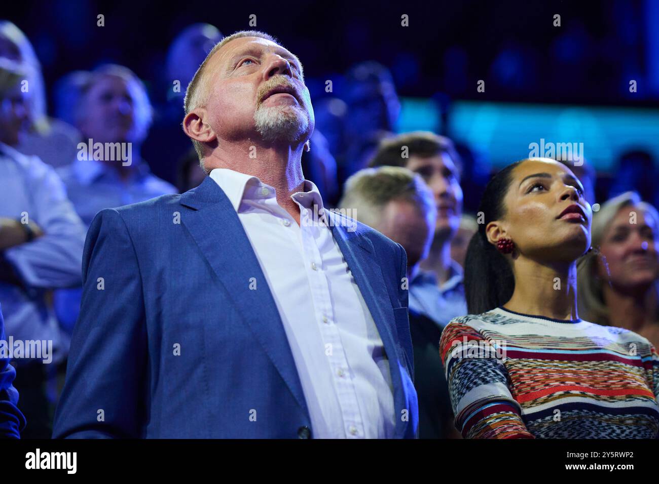 Berlin, Deutschland. September 2024. BERLIN, DEUTSCHLAND - 22. SEPTEMBER: Boris Becker sieht die Trophäenzeremonie nach dem Sieg des Teams Europa am dritten Tag des Laver Cup in der Uber Arena am 22. September 2024 in Berlin. (Foto von Francisco Macia/Photo Players Images/Magara Press) Credit: Magara Press SL/Alamy Live News Stockfoto