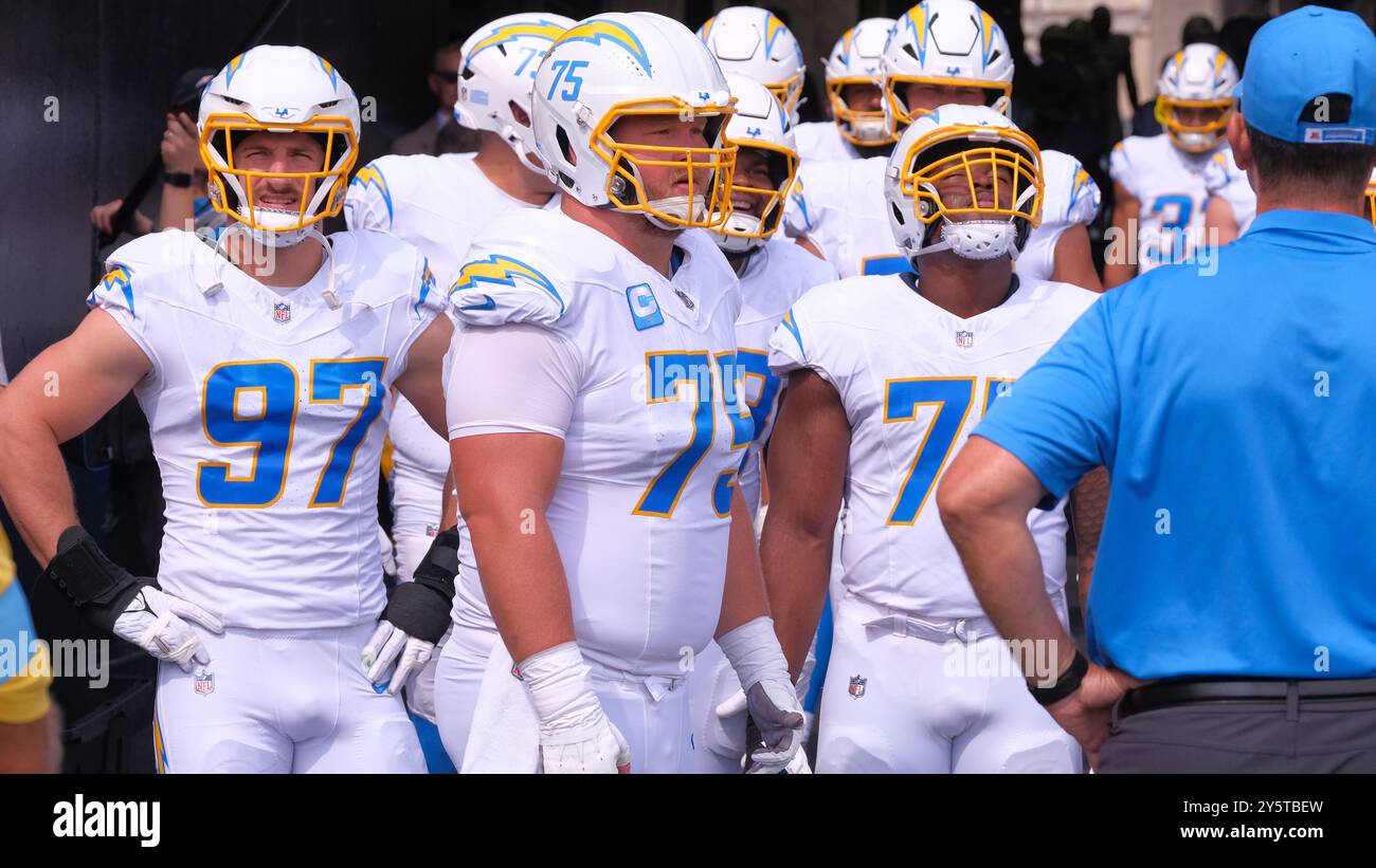 Pittsburgh, PA, USA. September 2024. Joey Bosa #97 beim Spiel Steelers vs Chargers in Pittsburgh, PA. Jason Pohuski/CSM(Bild: © Jason Pohuski/Cal Sport Media). Quelle: csm/Alamy Live News Stockfoto