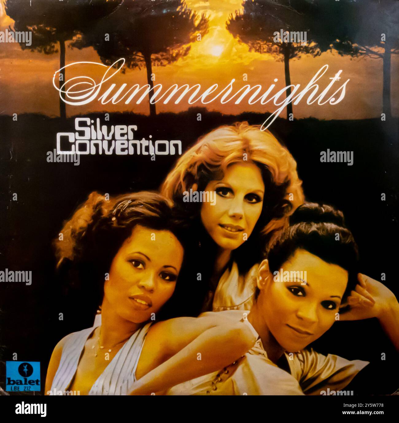 SummerNights - ein 1977 erschienenes Album der deutschen Eurodisco-Gruppe Silver Convention Stockfoto
