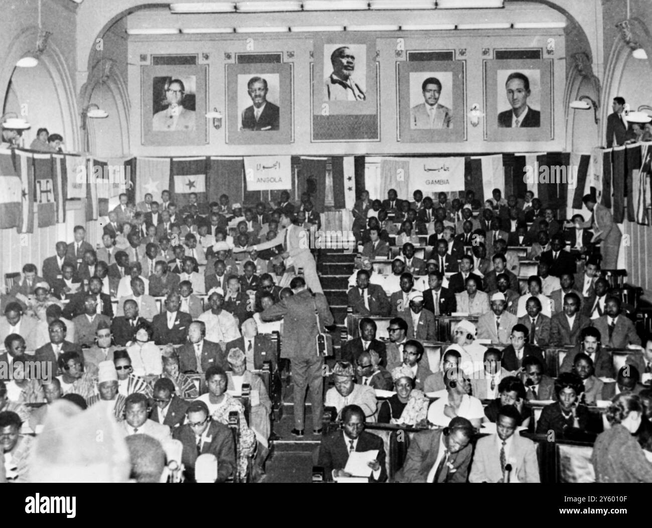 KONFERENZ IN KAIRO - 35 AFRIKANISCHE LÄNDER 500 POLITIKER 28. MÄRZ 1961 Stockfoto