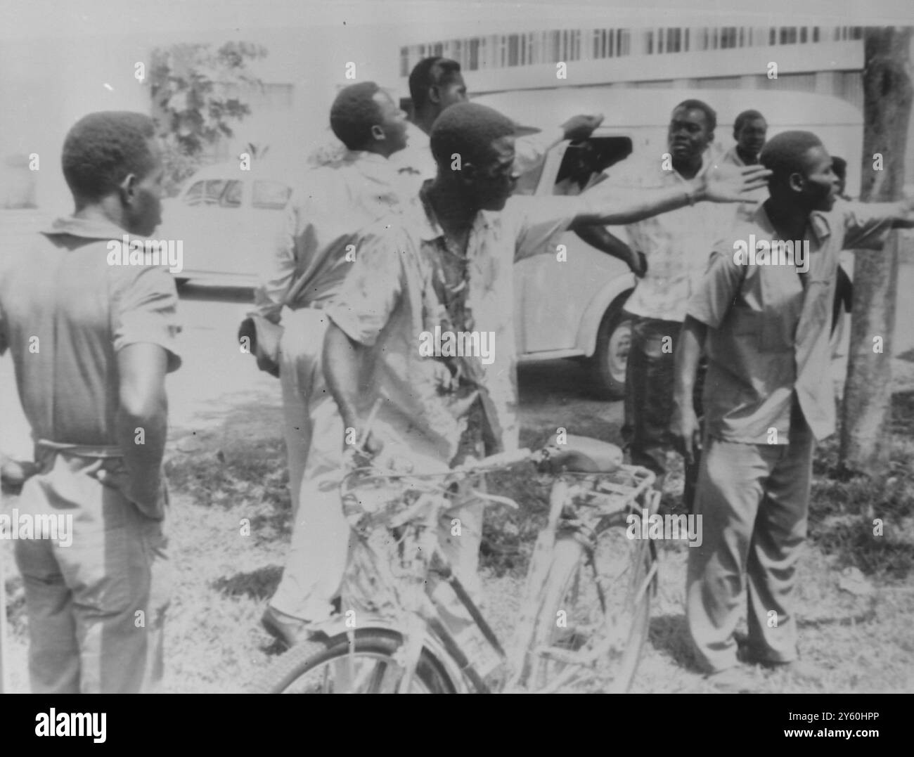 SZENE VOR DEM HAUPTQUARTIER DER UN LEOPOLDVILLE 8. DEZEMBER 1960 Stockfoto