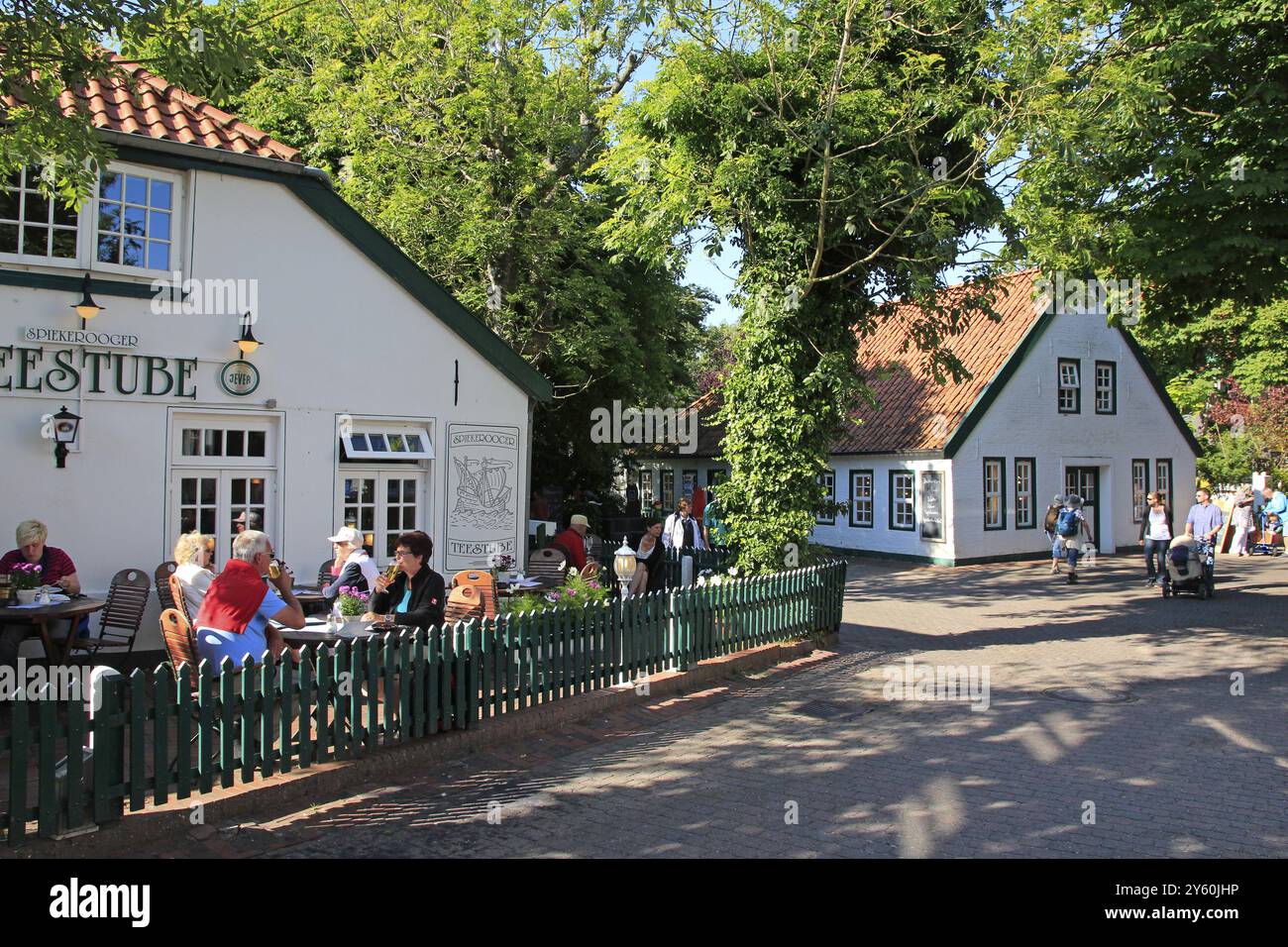 Teestube auf Spiekeroog, Ostfriesische Insel, Niedersachsen, Bundesrepublik Deutschland, Ostfriesland, Niedersachsen, Bundesrepublik Deutschland Stockfoto