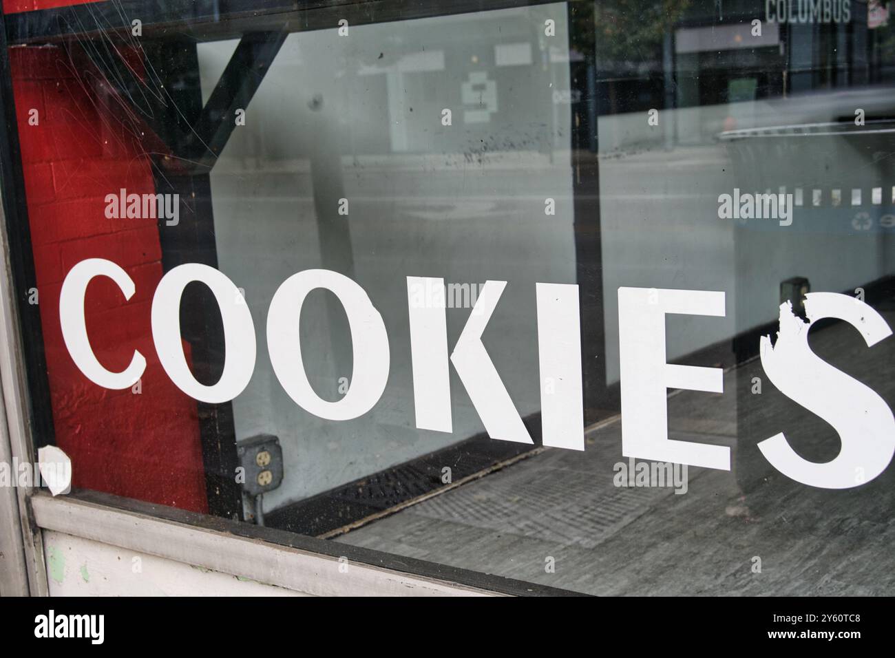 Unique, Cookie, Sign, verlassene, Fenster, geschlossen, Geschäft, Geschäft, Nachtisch, Süßes, Imbiss, Essen, isoliert, Gebäck, Bäckerei Stockfoto