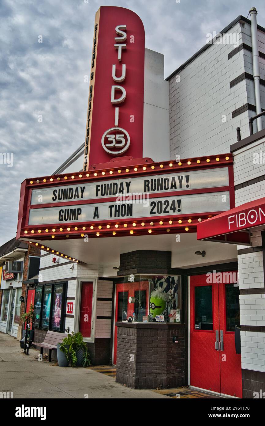 Studio 35 in Columbus Clintonville Ohio USA 2024 als Indianola Theater eröffnet. Stockfoto