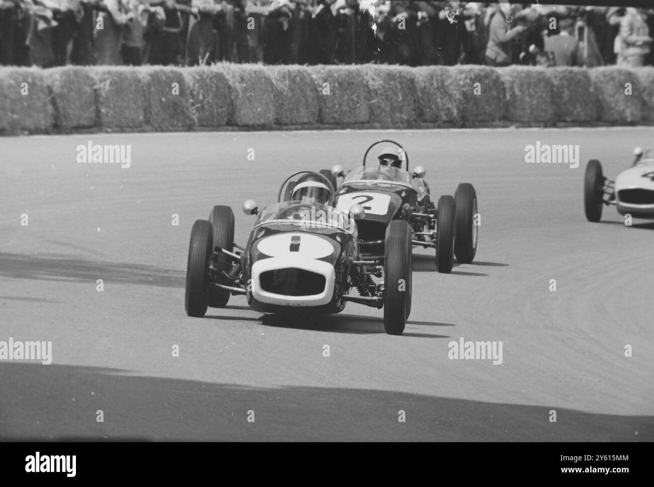 TREVOR TAYLOR UND JIM CLARK FAHREN LOTUS BEIM GROSSEN PREIS VON DEUTSCHLAND / 26. JULI 1960 Stockfoto