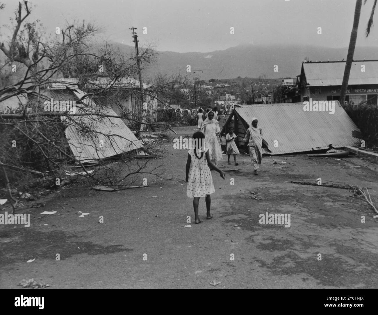 CYCLONE CAROLE CYCLONE DAMAGES PORT LOUIS 11 MÄRZ 1960 Stockfoto
