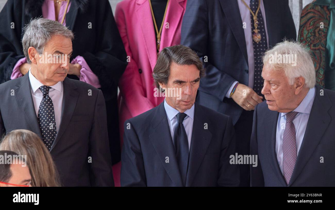 Madrid, 31.10.2023. Vereidigung der Verfassung durch Leonor, Prinzessin von Asturien, begleitet von ihren Majestäten König Felipe und Königin Letizia, Infanta Sofía und dem Regierungspräsidenten Pedro Sánchez. Foto: Ignacio Gil. ARCHDC. Quelle: Album / Archivo ABC / Ignacio Gil Stockfoto