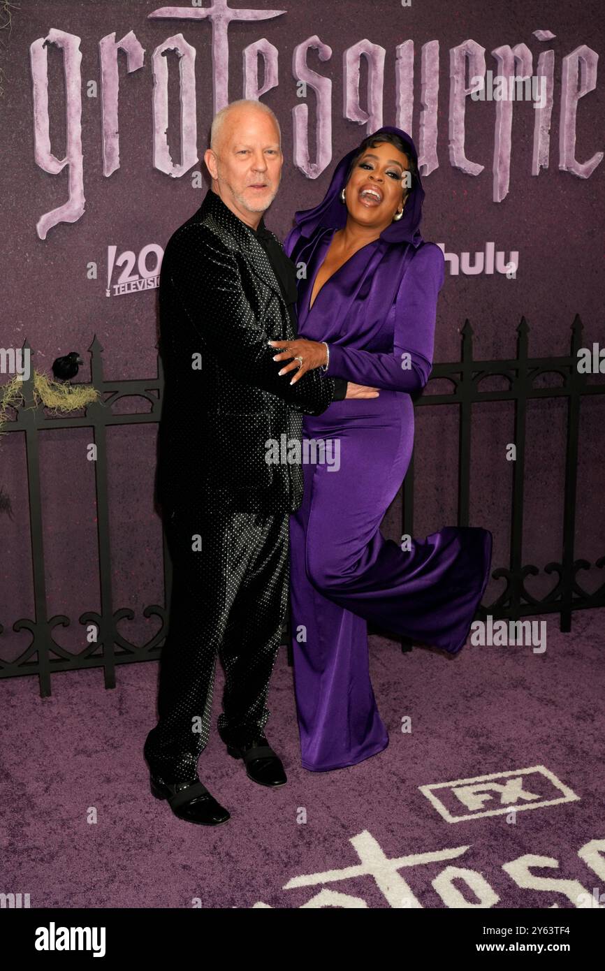 New York, Usa. September 2024. New York, USA. 23.9.24, New York, New York, Vereinigte Staaten Niecy Nash-Betts, Ryan Murphy nimmt an der Grotesquerie New York Premiere Teil, die am Montag, 23. September 2024 in den Spring Studios 50 Varick Street in New York City stattfindet. Credit: Jennifer Graylock/Alamy Live News Stockfoto