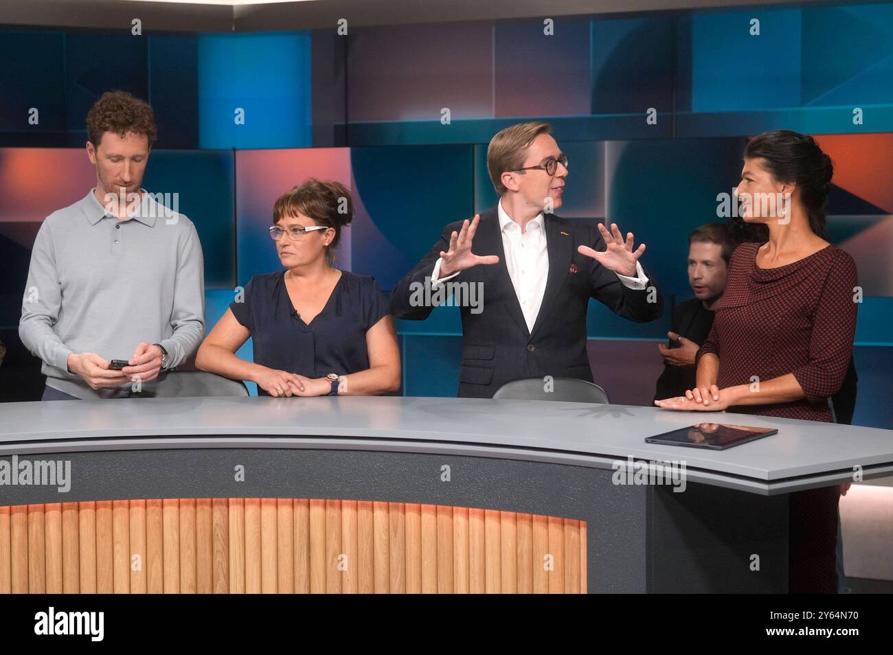 Louis Klamroth, Doreen Lorsch, Philipp Amthor, Kevin Kühnert und Sahra