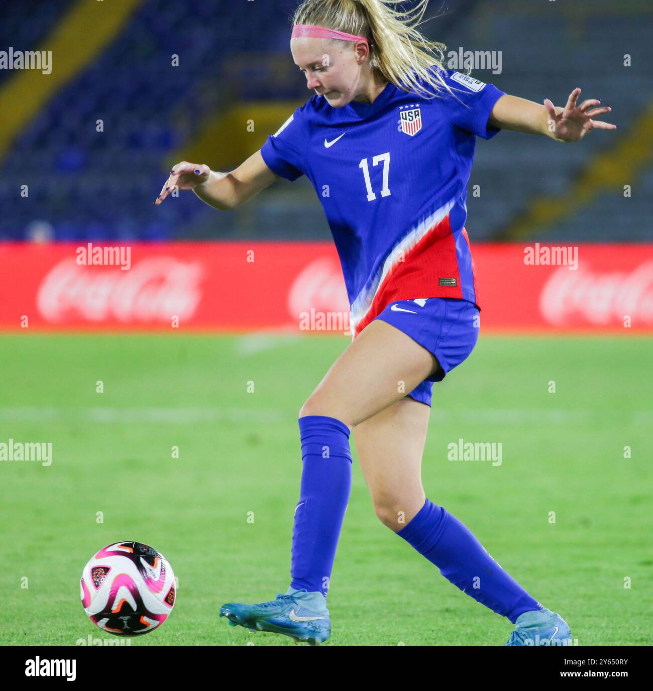 Maddie Dahlien aus den Vereinigten Staaten kontrolliert den Ball bei der FIFA U-20-Frauen-Weltmeisterschaft in Bogota, Kolumbien Stockfoto