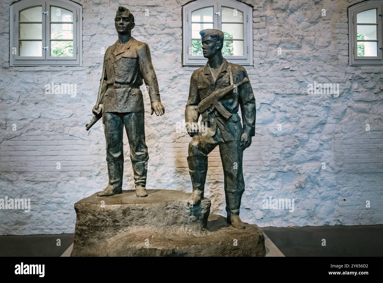 Berlin Spandau Zitadelle Spandau, Ausstellung: Enthüllt. Berlin und seine Denkmäler: DDR Grenztruppen - 24.09.2024 Spandau *** Berlin Spandau Zitadelle Spandau, Ausstellung enthüllt Berlin und seine Denkmäler DDR Grenztruppen 24 09 2024 Spandau Stockfoto