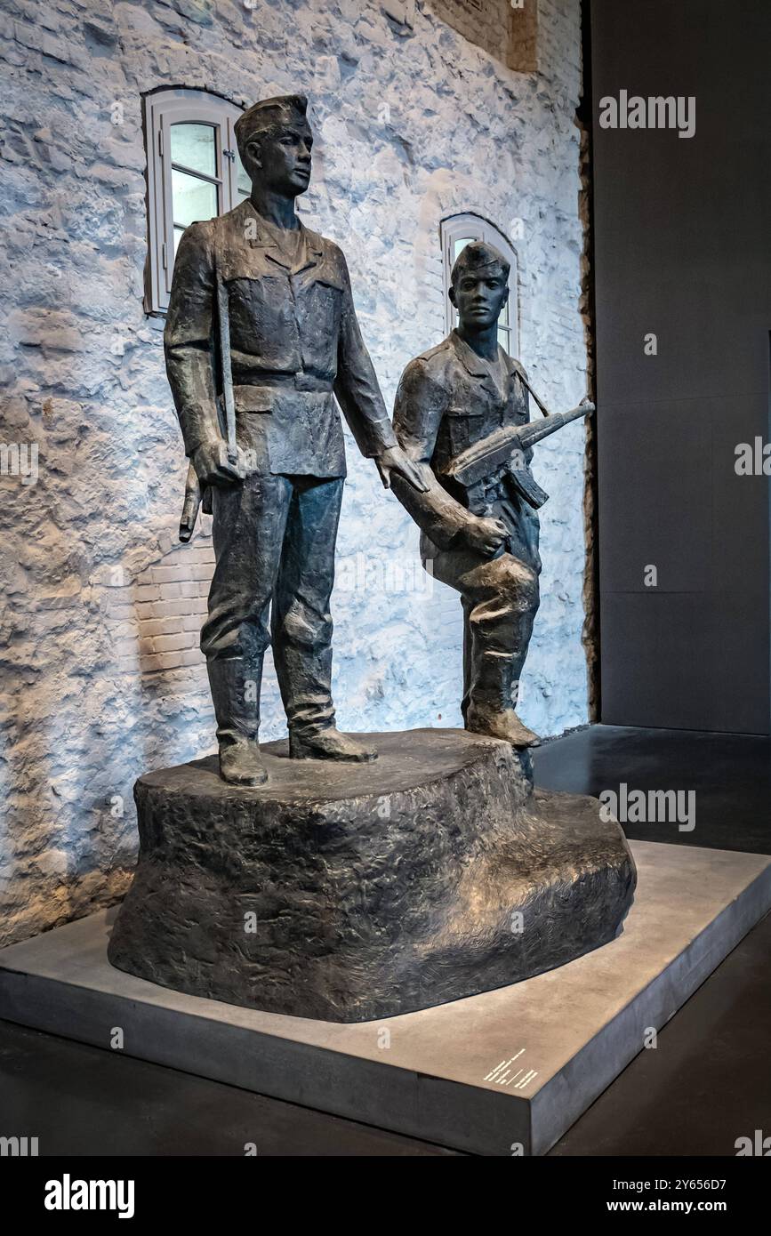 Berlin Spandau Zitadelle Spandau, Ausstellung: Enthüllt. Berlin und seine Denkmäler: DDR Grenztruppen - 24.09.2024 Spandau *** Berlin Spandau Zitadelle Spandau, Ausstellung enthüllt Berlin und seine Denkmäler DDR Grenztruppen 24 09 2024 Spandau Stockfoto