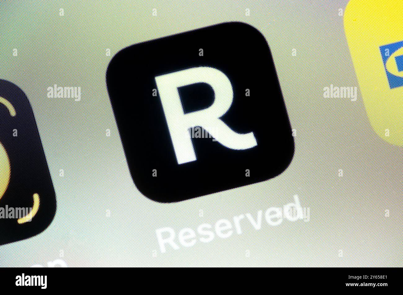 OSTRAVA, TSCHECHIEN - 27. JULI 2024: Symbol der reservierten mobilen App für Online-Shop Stockfoto