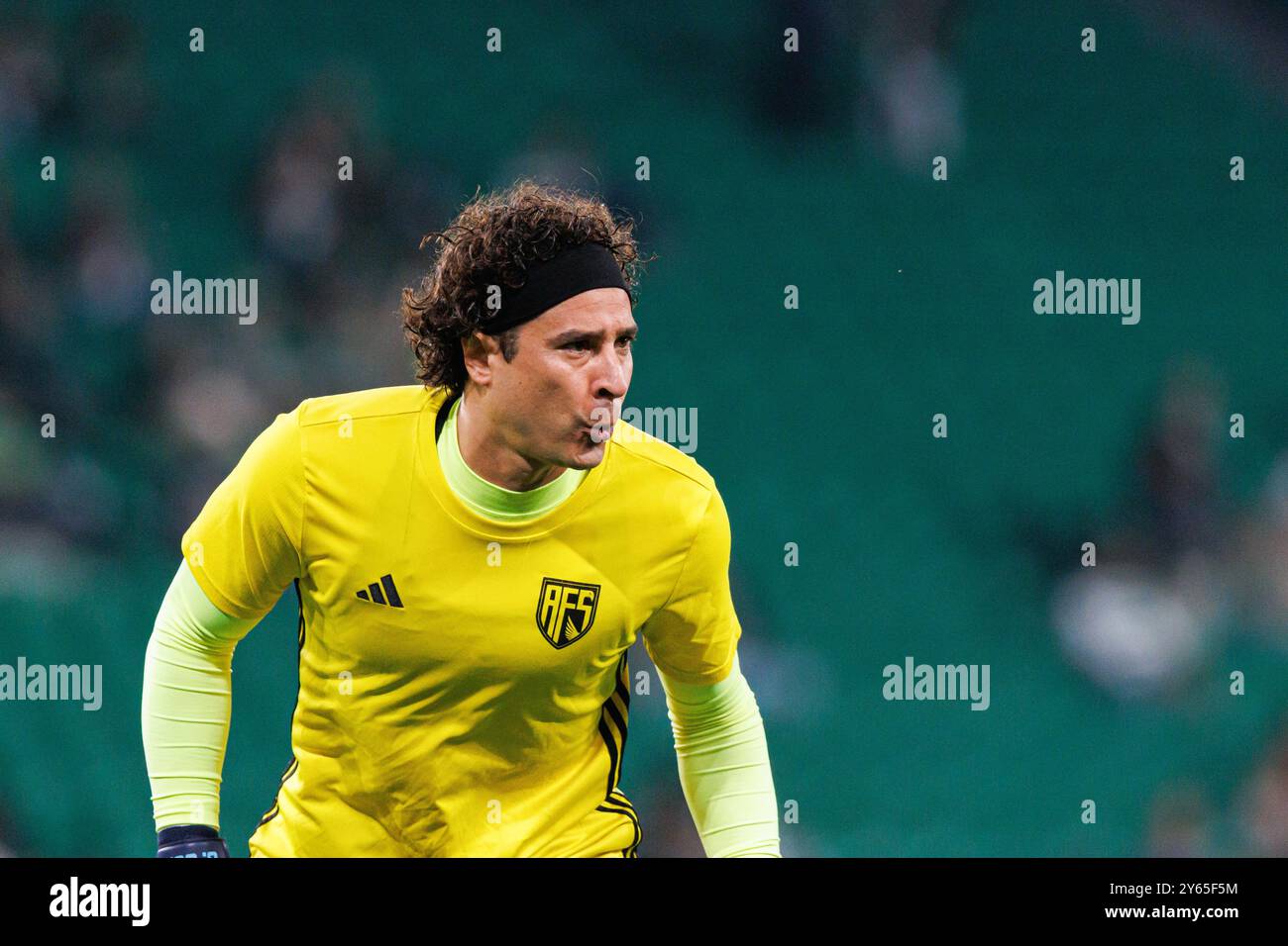 Lissabon, Portugal. September 2024. Guillermo Ochoa (AVS) wurde während des Spiels der Liga Portugal zwischen den Teams Sporting CP und AVS Futebol SAD im Estadio Jose Alvalade gesehen. Endpunktzahl 3:0 Credit: SOPA Images Limited/Alamy Live News Stockfoto