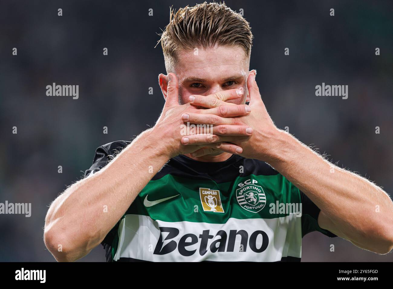 Lissabon, Portugal. September 2024. Viktor Gyokeres (Sporting CP) feierte, nachdem er während des Liga-Portugal-Spiels zwischen den Teams von Sporting CP und AVS Futebol SAD im Estadio Jose Alvalade ein Tor geschossen hatte. Endpunktzahl 3:0 Credit: SOPA Images Limited/Alamy Live News Stockfoto