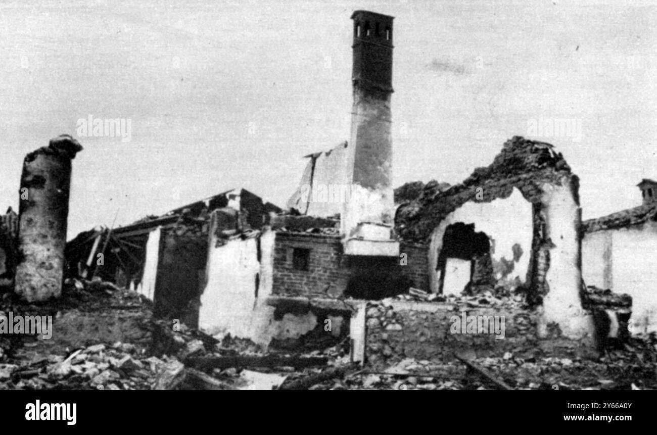 Von den Bulgaren Doxato dem Feuer und Schwert übergeben, auf das eine besiegte Armee ihren schrecklichen Willen vernichtete Stockfoto