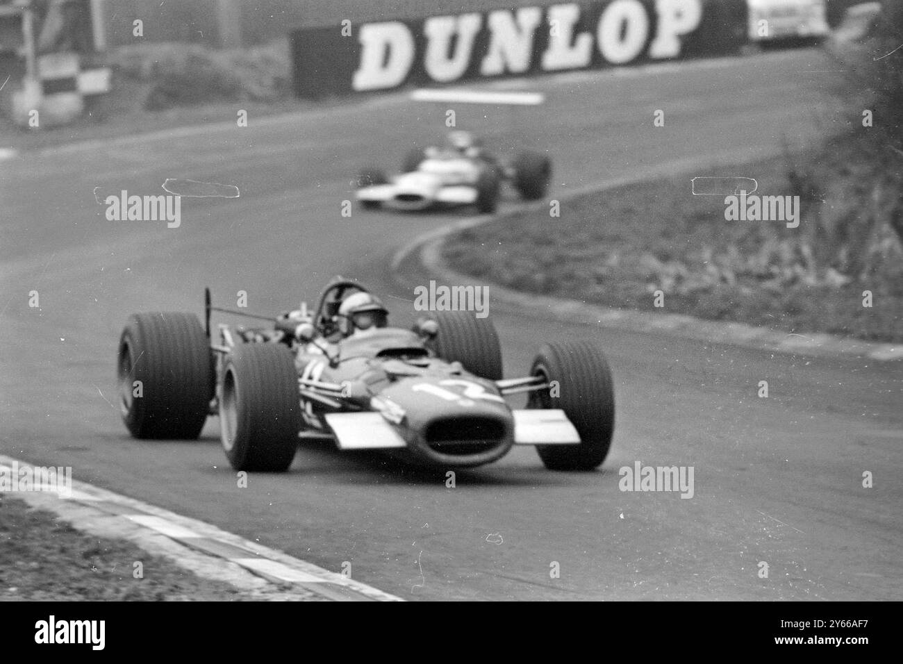 Brands Hatch, Kent: Jackie Stewart, der fliegende Schotte, der Matra-Ford fährt, während 50 Runden, 133 Meilen Formel-1-Rennen der Champions in Brands Hatch. Stewart hat gewonnen. 16. März 1969 Stockfoto