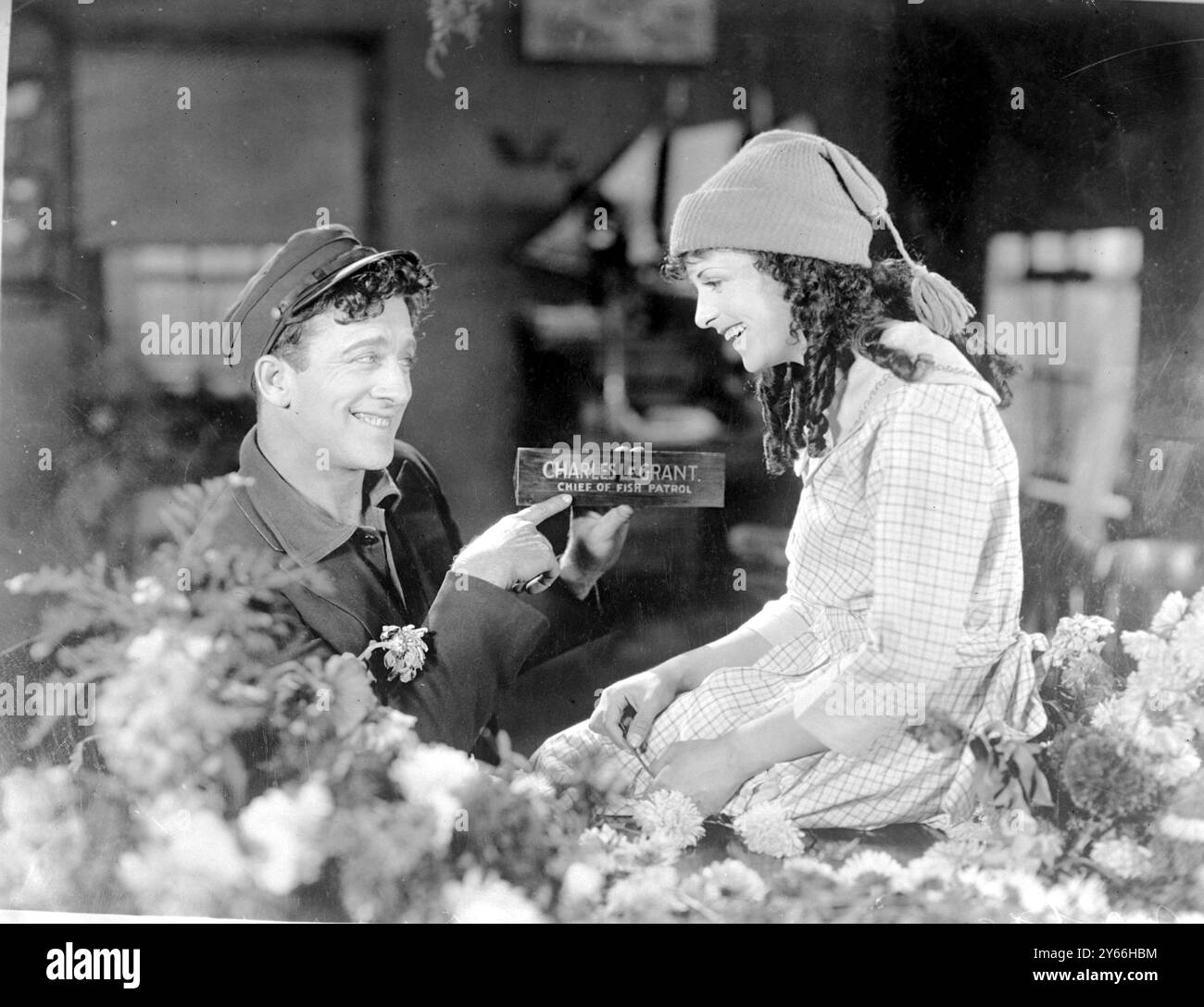 Jack Londons „Fish Patrol“-Geschichten über den Film Mr. Jack Mulhall, der die Rolle des Helden in der universellen Bildschirmversion von Jack Londons „Tales of the Fish Patrol“ übernimmt. Miss Louise Lorraine ist das Mädchen 1923 Stockfoto