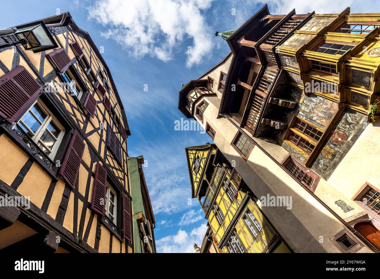 Fachwerkhaus und Pfister Haus in der malerischen Altstadt von Colmar, Elsass, Oberrhein, Grand Est, Frankreich, Europa Stockfoto