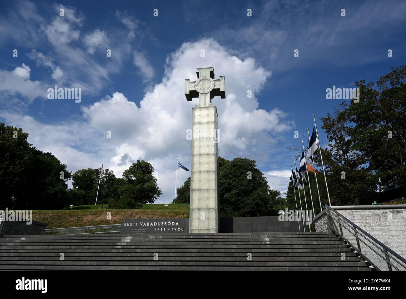 Tallinn, Estland - 24. Juli 2024: Die Siegessäule des Unabhängigkeitskrieges (Vabadussoja voidusammas) auf dem Freiheitsplatz in Tallinn. Stockfoto