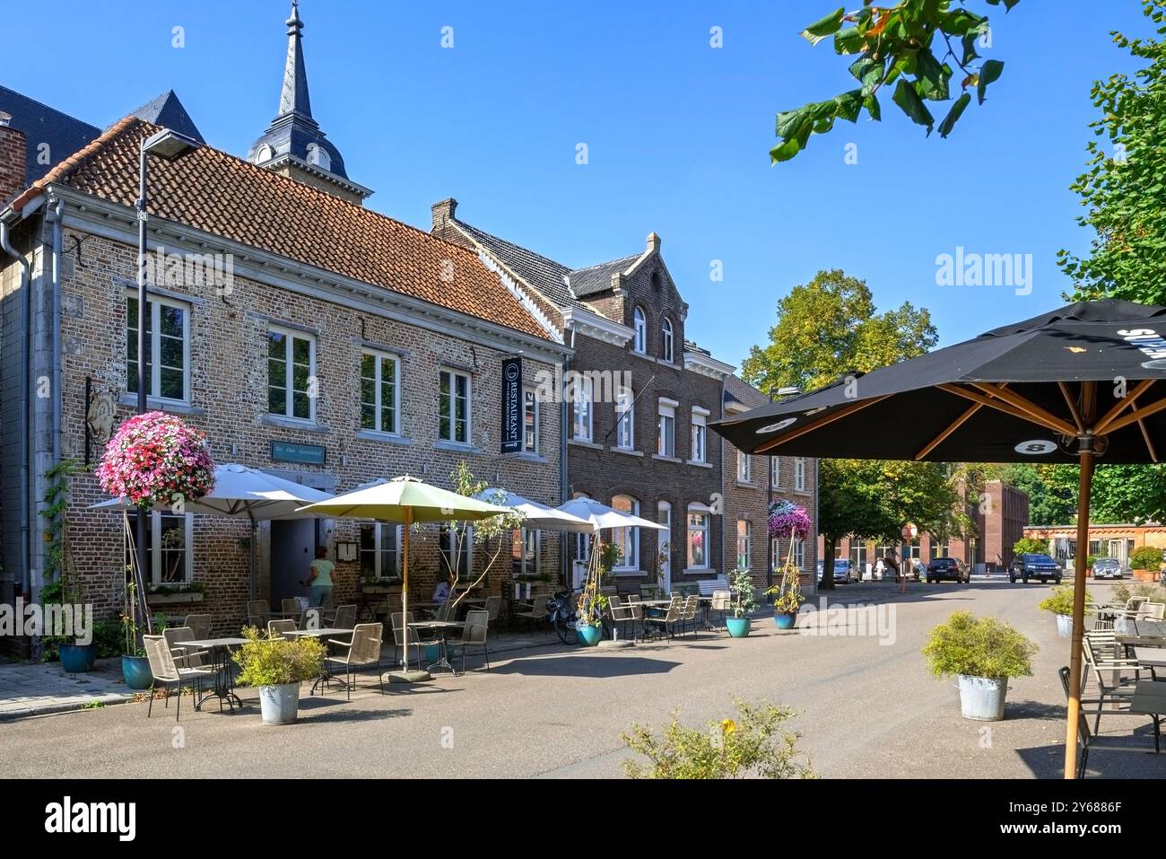 Restaurant Oud Gerechtshof, ehemaliger Gerichtshof im Dorf Oud-Rekem bei Lanaken, Provinz Limburg, Belgien Stockfoto