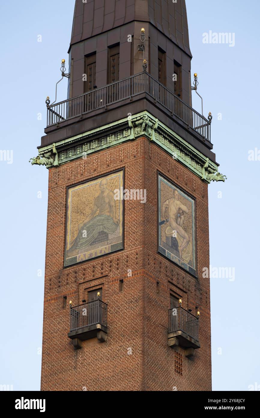 Tower of the Scandic Palace Hotel mit Mosaiken, am Rathausplatz, Kopenhagen, Dänemark, Europa Stockfoto