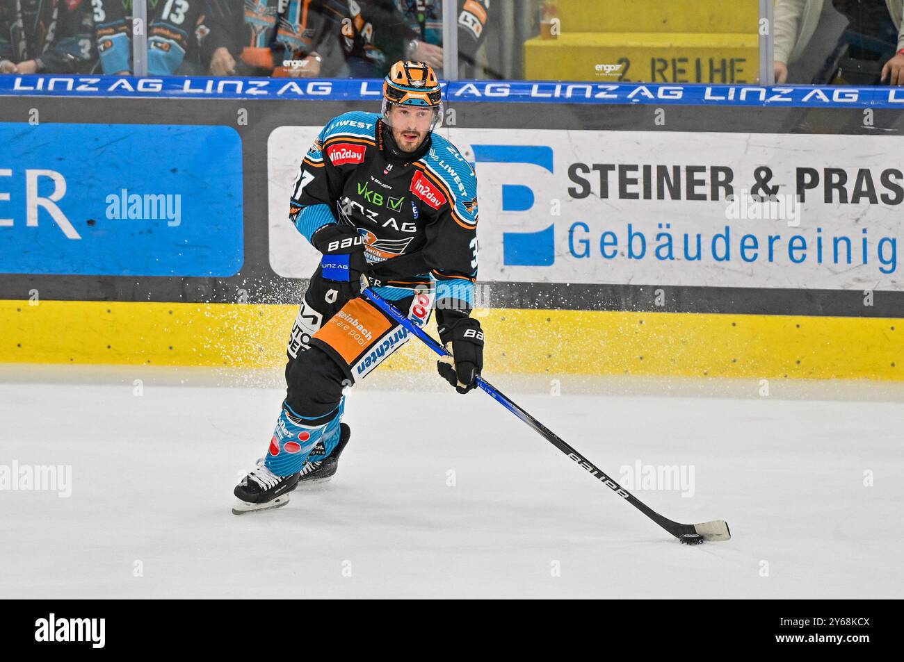 Linz, Österreich. September 2024. LINZ, ÖSTERREICH - 24. SEPTEMBER: Andreas Kristler von Steinbach Black Wings Linz während des zweitägigen EISHOCKEY League-Spiels zwischen Steinbach Black Wings Linz und EC KAC in der Linz AG Eisarena am 24. September 2024 in Linz, Österreich.240924 SEPA 20 029 - 20240924 PD9903 Credit: APA-PictureDesk/Alamy Live News Stockfoto