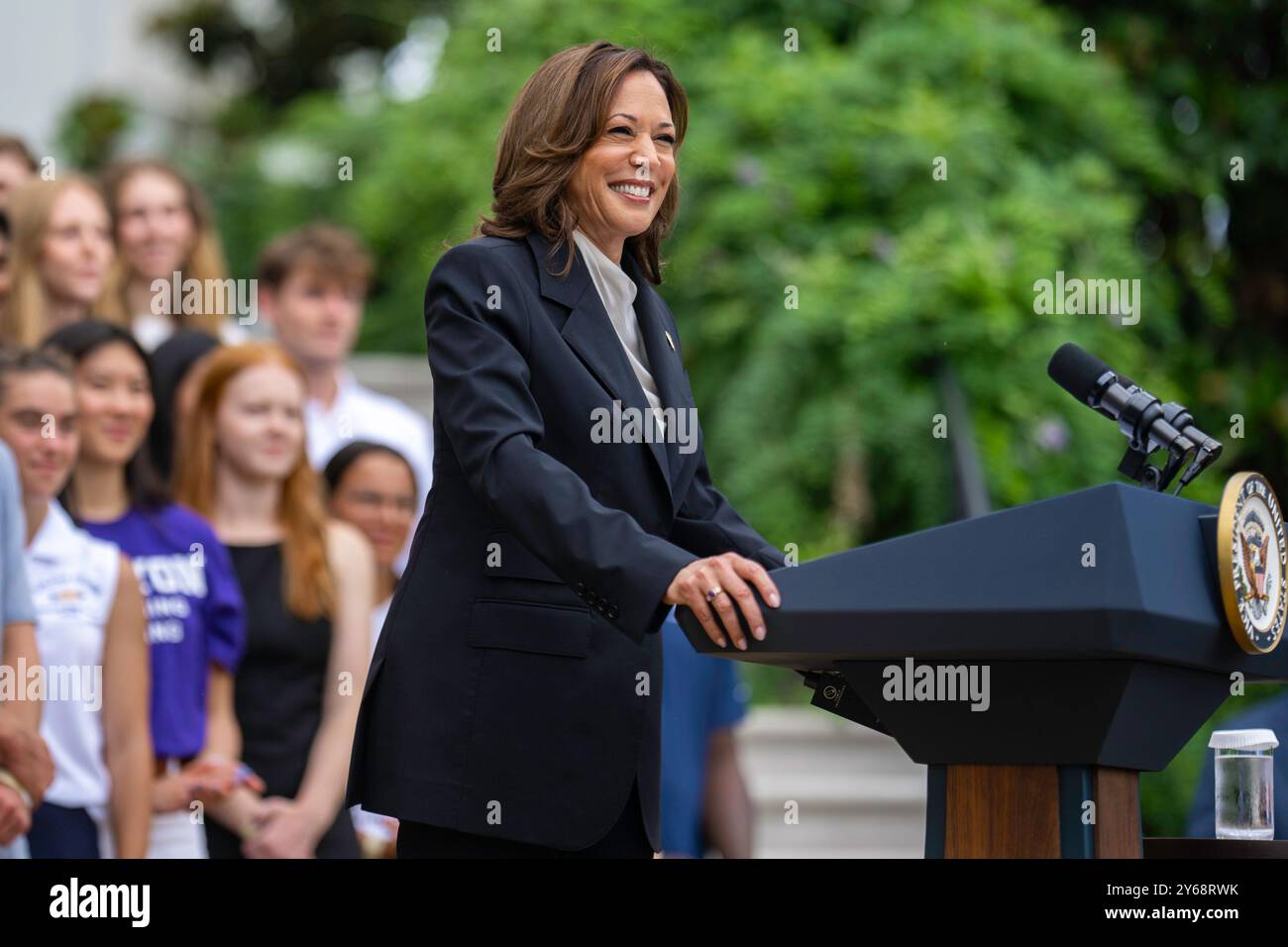 WASHINGTON DC, USA - 22. Juli 2024 - US-Vizepräsidentin Kamala Harris kommentiert am Montag, den 22. Juli 2024 auf einem NCAA Sports Day im Weißen Haus Stockfoto