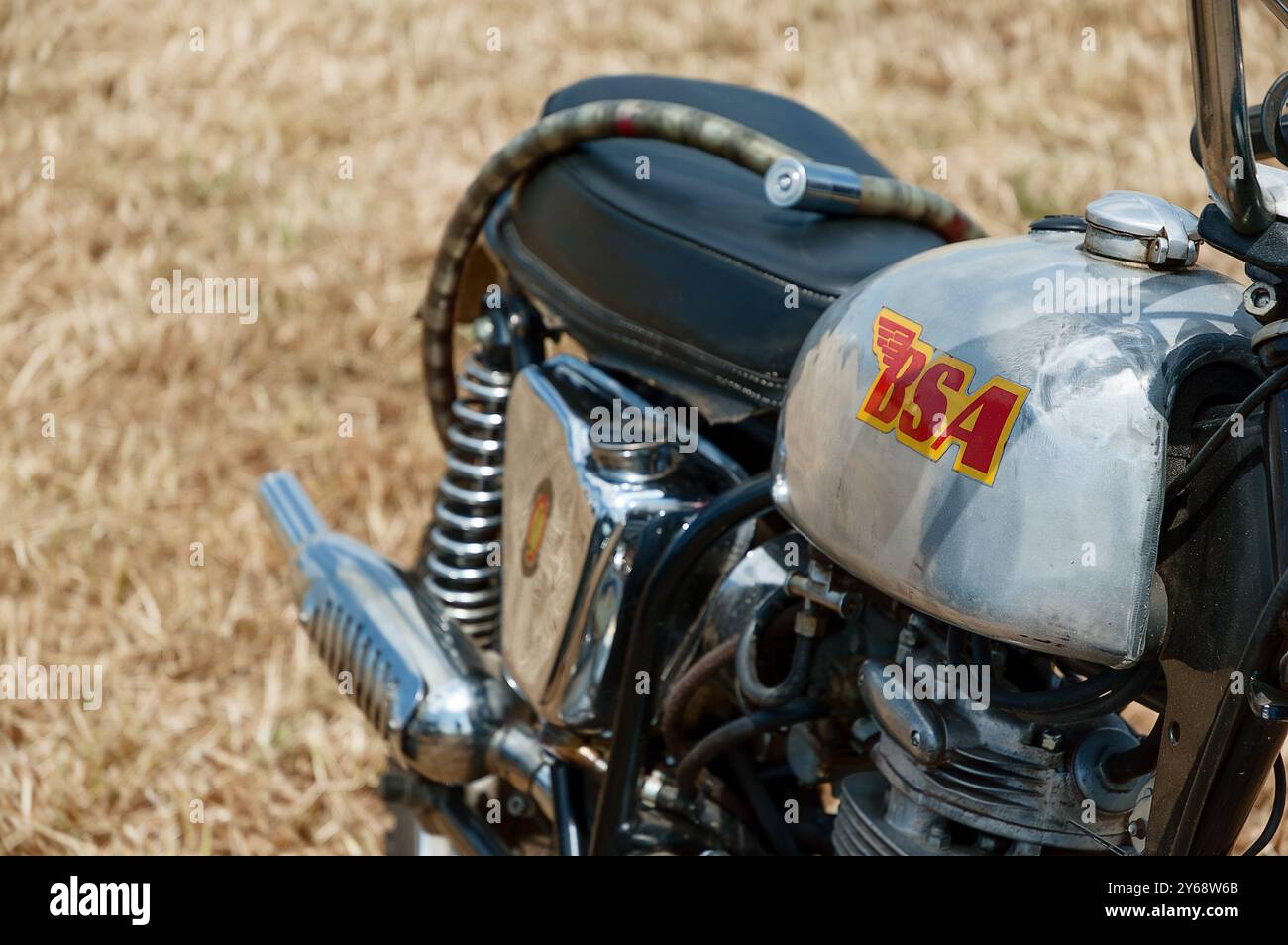 BSA-Motorrad auf der Ackworth Classic Vehicle Rally, West Yorkshire, Großbritannien, im Jahr 2005 Stockfoto