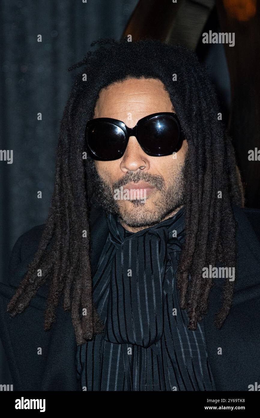 Lenny Kravitz besuchte am 24. September 2024 die Yves Saint Laurent ...