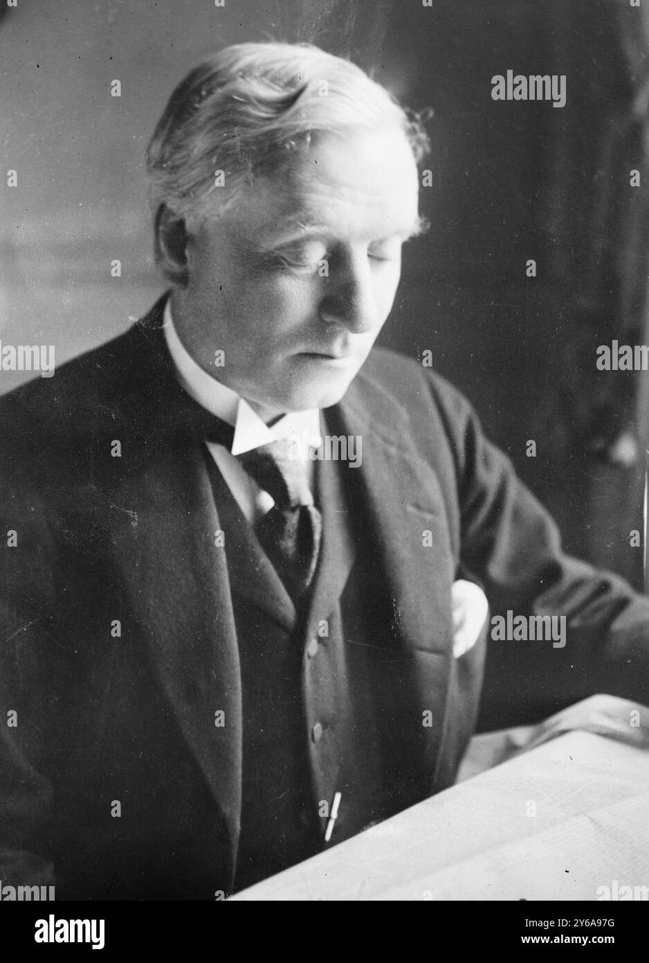 Asquith, Foto zeigt Herbert Henry Asquith, 1. Earl of Oxford und Asquith, (1852–1928), der als Premierminister des Vereinigten Königreichs (1908–1916) diente., Glasnegative, 1 negativ: Glas; 5 x 7 cm. Oder kleiner. Stockfoto