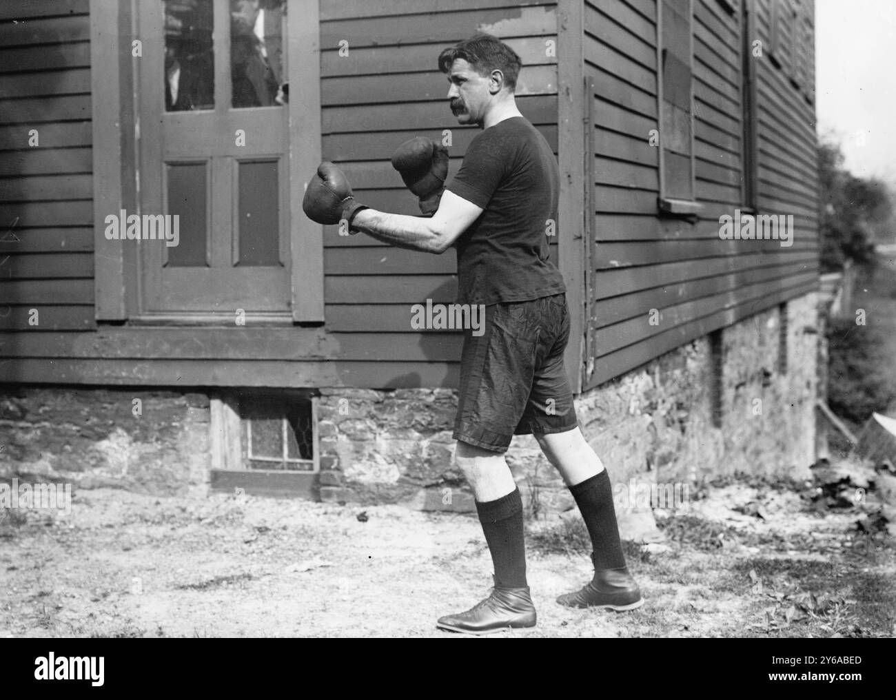 Parks (Schwergewicht), Foto zeigt den britischen Boxer Frederick (Frank) Mostyn Parks (1875-1945)., zwischen ca. 1910 und ca. 1915, Boxen, Glasnegative, 1 negativ: Glas; 5 x 7 Zoll Oder kleiner. Stockfoto