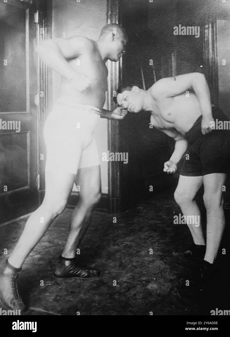 Jack Johnson, zwischen ca. 1910 und ca. 1915, Boxen, Glasnegative, 1 negativ: Glas; 5 x 7 Zoll Oder kleiner. Stockfoto