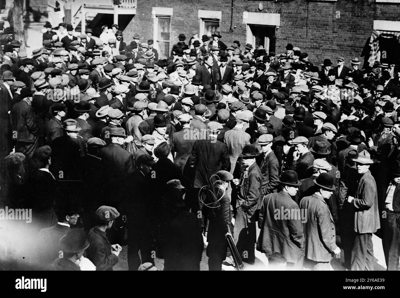 Little Falls, Phil. Caley spricht in der 'erlaubten' Ecke, zwischen ca. 1910 und ca. 1915, Glasnegative, 1 negativ: Glas; 5 x 7 Zoll Oder kleiner. Stockfoto