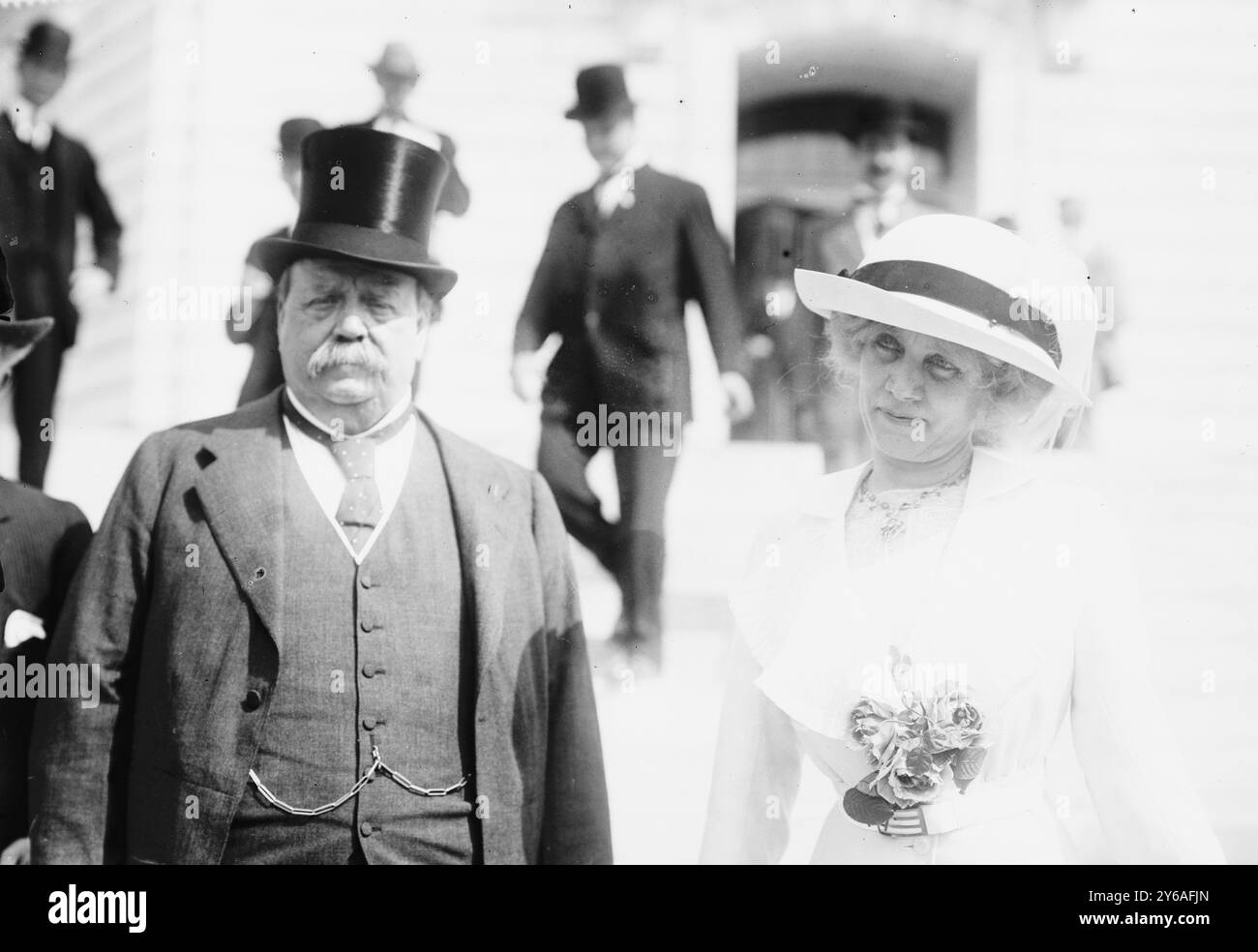 Sir Geo. & Lady Reid, Foto zeigt den australischen Politiker Sir George Houstoun Reid (1845-1918) und Lady Reid., zwischen ca. 1910 und ca. 1915, Glasnegative, 1 negativ: Glas; 5 x 7 Zoll Oder kleiner. Stockfoto