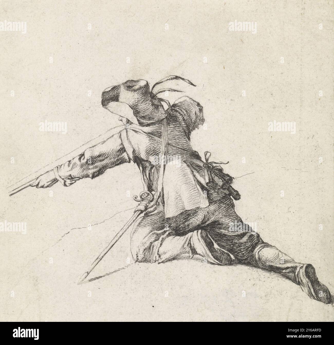 Soldat mit Gewehr nach links, Soldats & Chevaux (Serientitel), Soldaten und Pferde (Serientitel), kniender Soldat mit Gewehr nach links, von hinten gesehen. Über seiner Schulter ein Schwert und auf seinem Kopf ein Hut mit Federn. Dritter Druck aus einer Serie von zwölf Drucken mit Darstellungen von Soldaten und Pferden., Druck, Druckerei: Dirk Maas, nach Design von: Philips Wouwerman, 1708 - 1717, Papier, Ätzung, Höhe, 134 mm x Breite, 137 mm Stockfoto