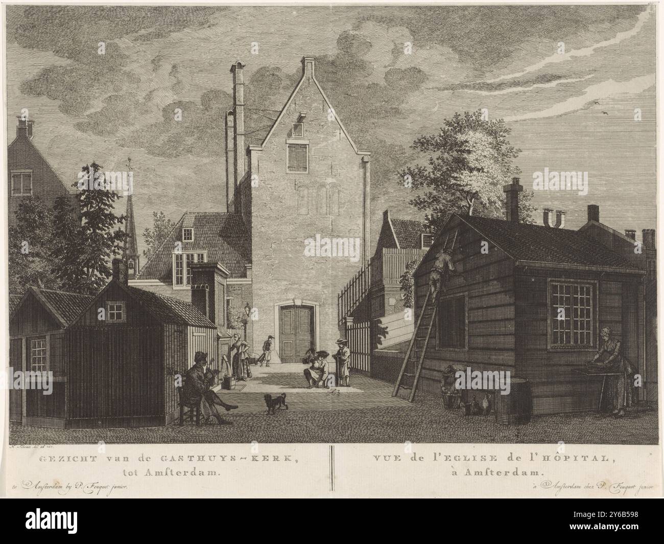 Ansicht der Gasthuis-Kirche in Amsterdam, Ansicht der Gasthuis-Kirche, nach Amsterdam, Vue de l'Eglise de l'Hôpital, à Amsterdam (Titel auf Objekt), Ansicht der Gasthuis-Kirche am Gasthuishof auf dem Oude Turfmarkt in Amsterdam. Verschiedene Figuren auf der Straße. Rechts raucht ein Mann eine Pfeife, dahinter holt eine Frau Wasser. In der Mitte sind zwei Männer damit beschäftigt, Steine zu legen. Rechts sind zwei Männer mit dem Malen beschäftigt, und eine Frau macht die Wäsche. Unterhalb der Aufführung der Titel in Niederländisch und Französisch. Nummeriert oben rechts: 55., Druck, Druckerei: Hermanus Petrus Schouten, (evtl.), nach d Stockfoto