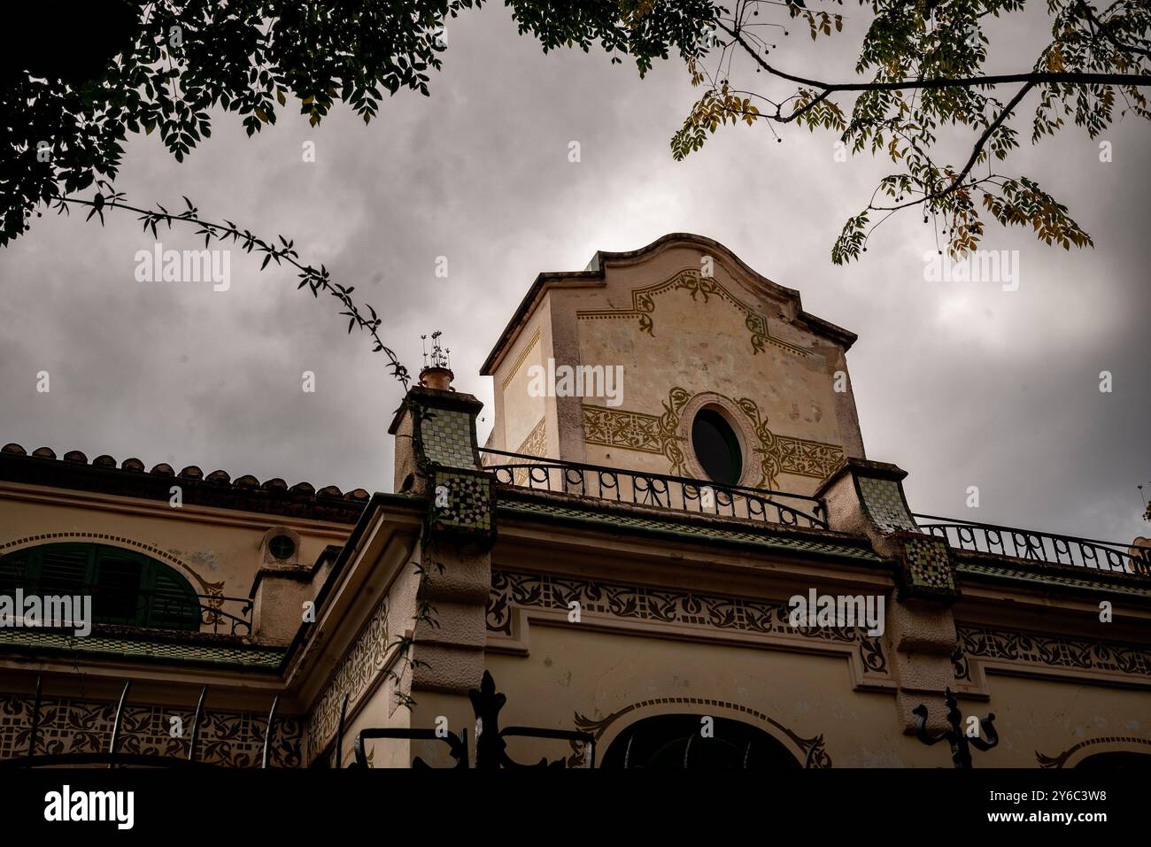 Haus im katalanischen Stil der Moderne in La Garriga, Katalonien, Spanien. Stockfoto