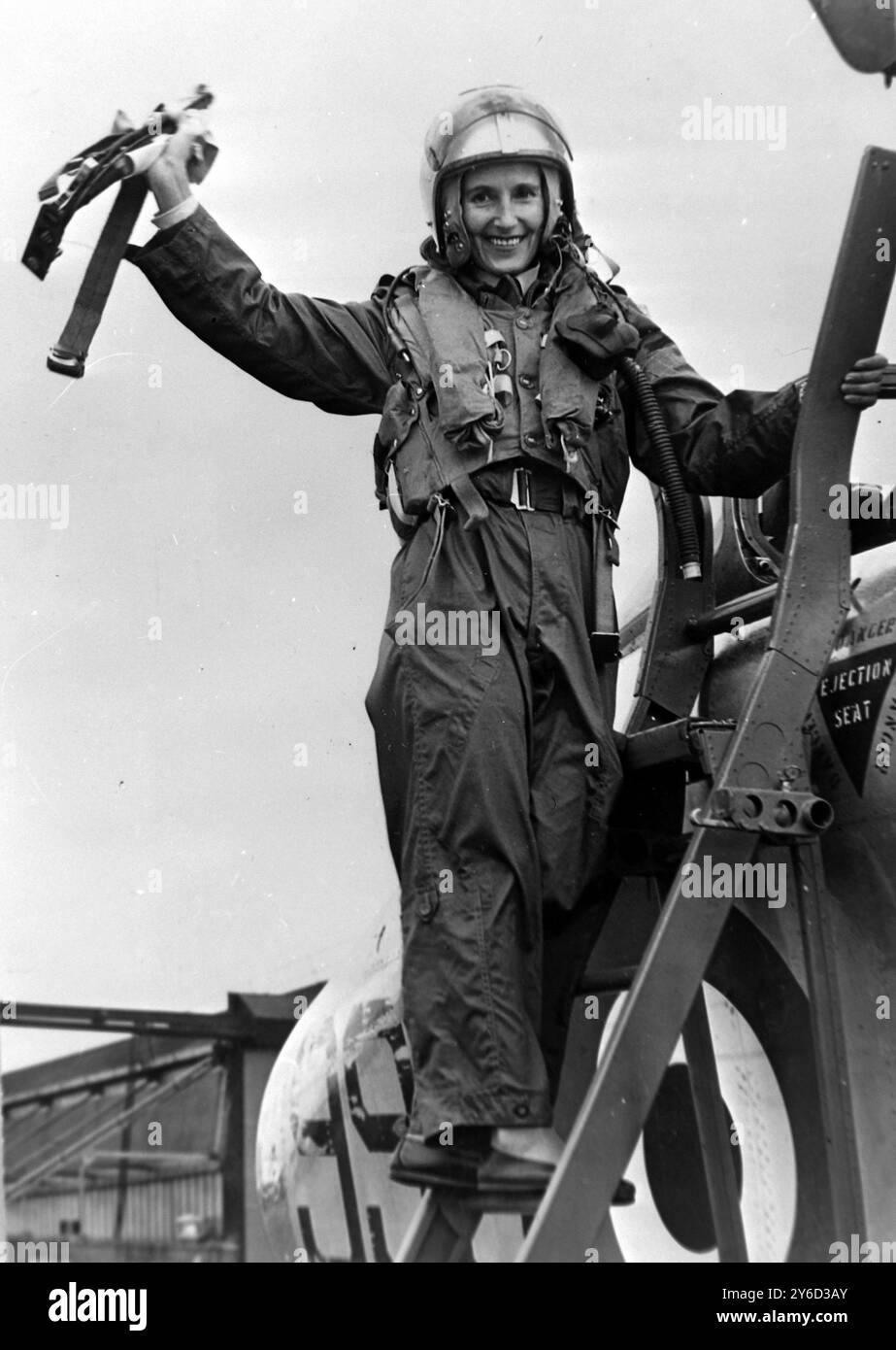 LUFTFAHRT DIANA BARNATO WALKER AIRCRAFT FIRST HIGH SPEED WOMAN; 28. AUGUST 1963 Stockfoto