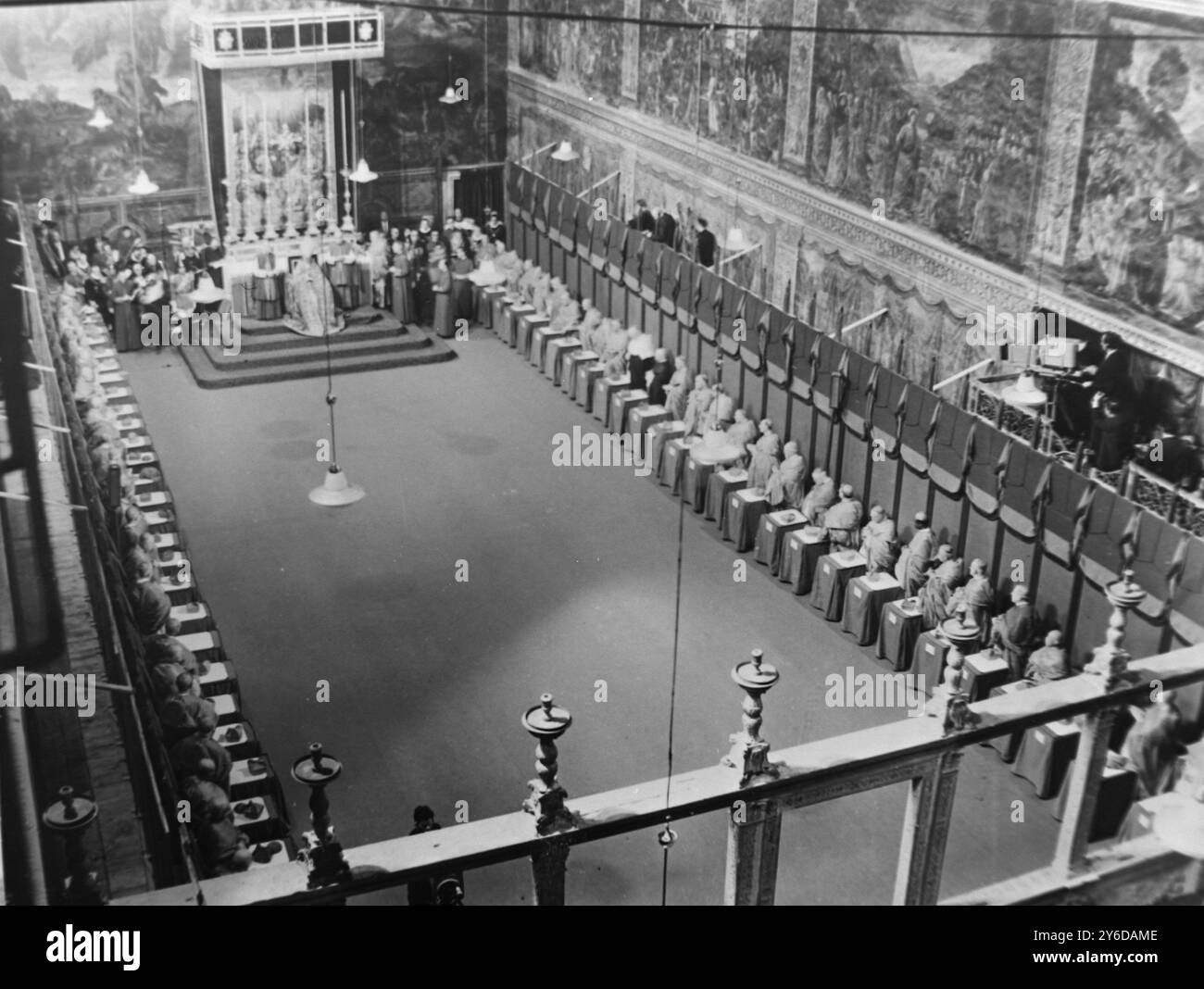 DER NEUE PAPST IST KARDINAL GIOVANNI BATTISTA MONTINI – PAPST PAUL VI. IN ROM, ITALIEN / ; 24. JUNI 1963 Stockfoto