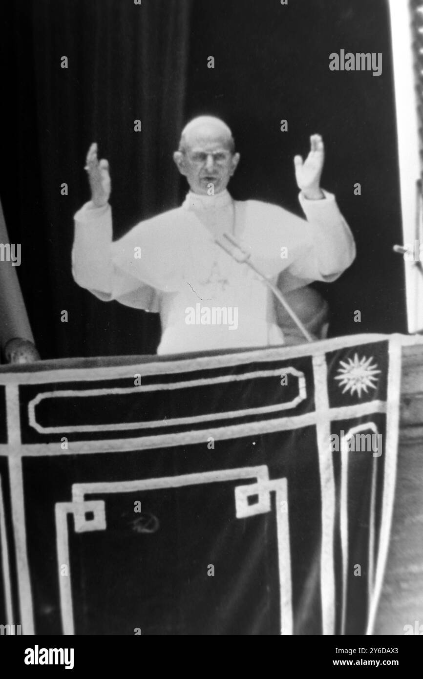 DER NEUE PAPST IST KARDINAL GIOVANNI BATTISTA MONTINI IN VATIKANSTADT, ROM, ITALIEN / ; 21. JUNI 1963 Stockfoto