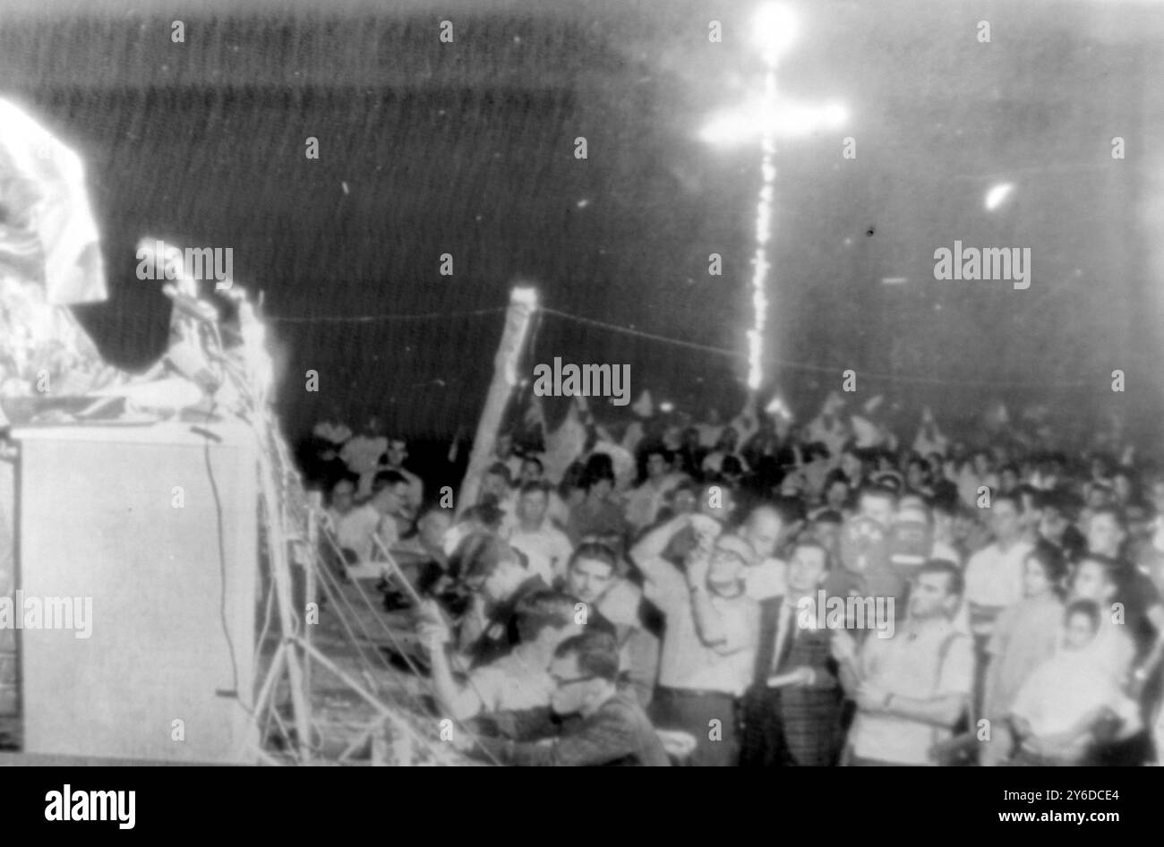 KU KLUX KLAN KUNDGEBUNG IN ALABALMA CROSS BURNS; 9. JUNI 1963 Stockfoto