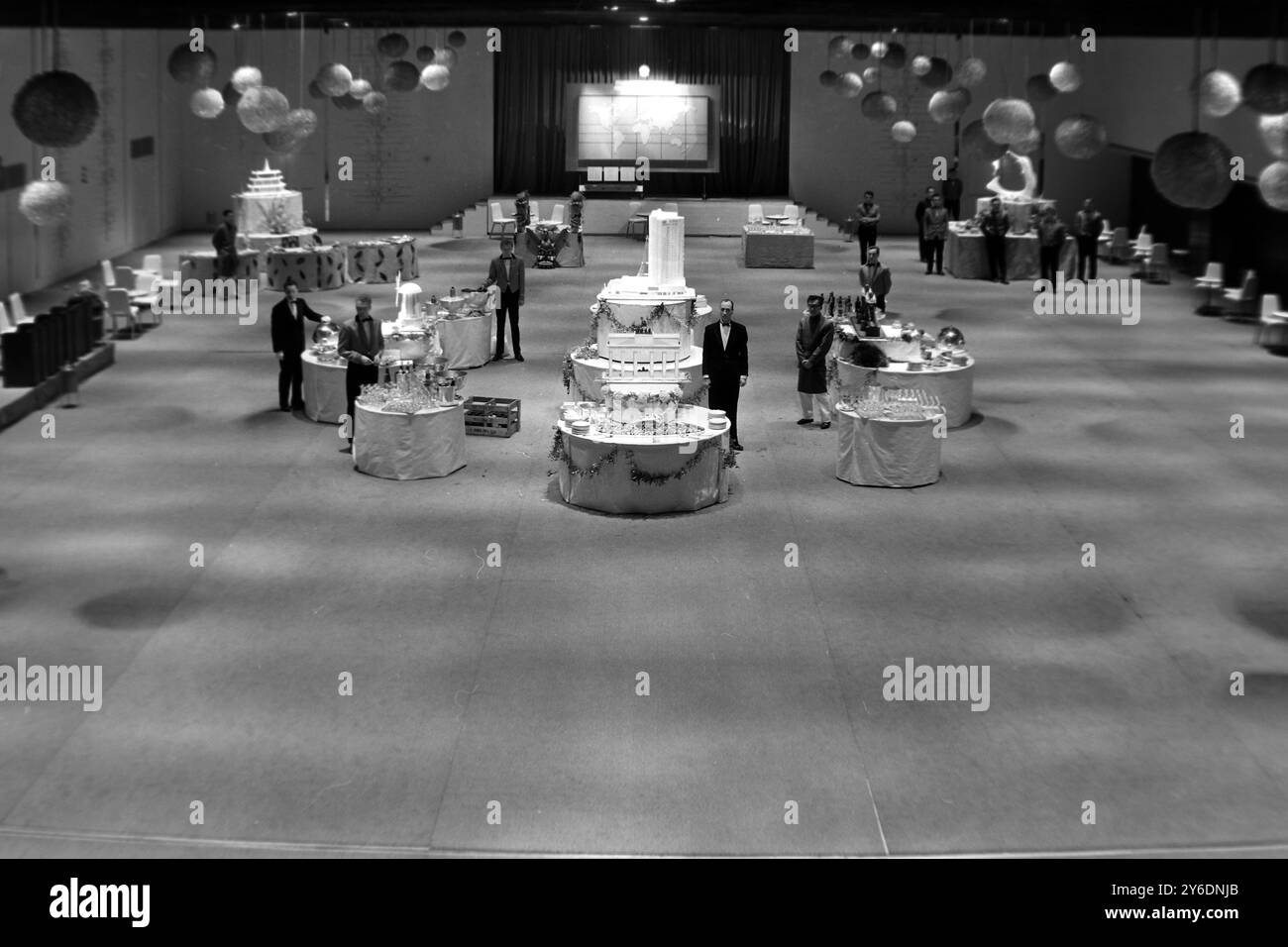 HOTEL BALLSAAL HILTON IN LONDON; 10. APRIL 1963 Stockfoto