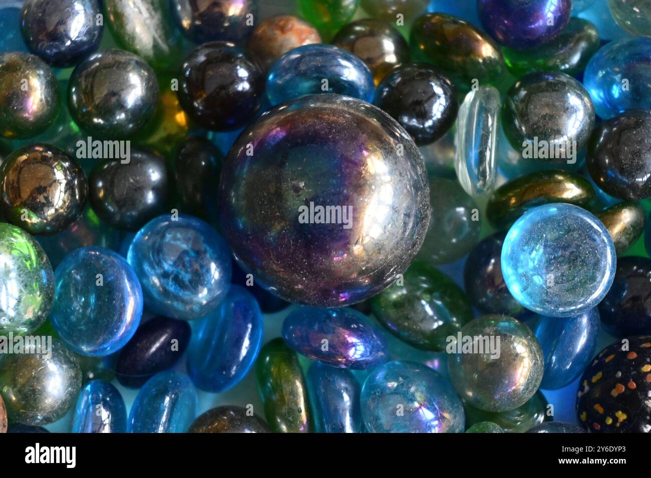 Glasperlen und Marmor Stockfoto