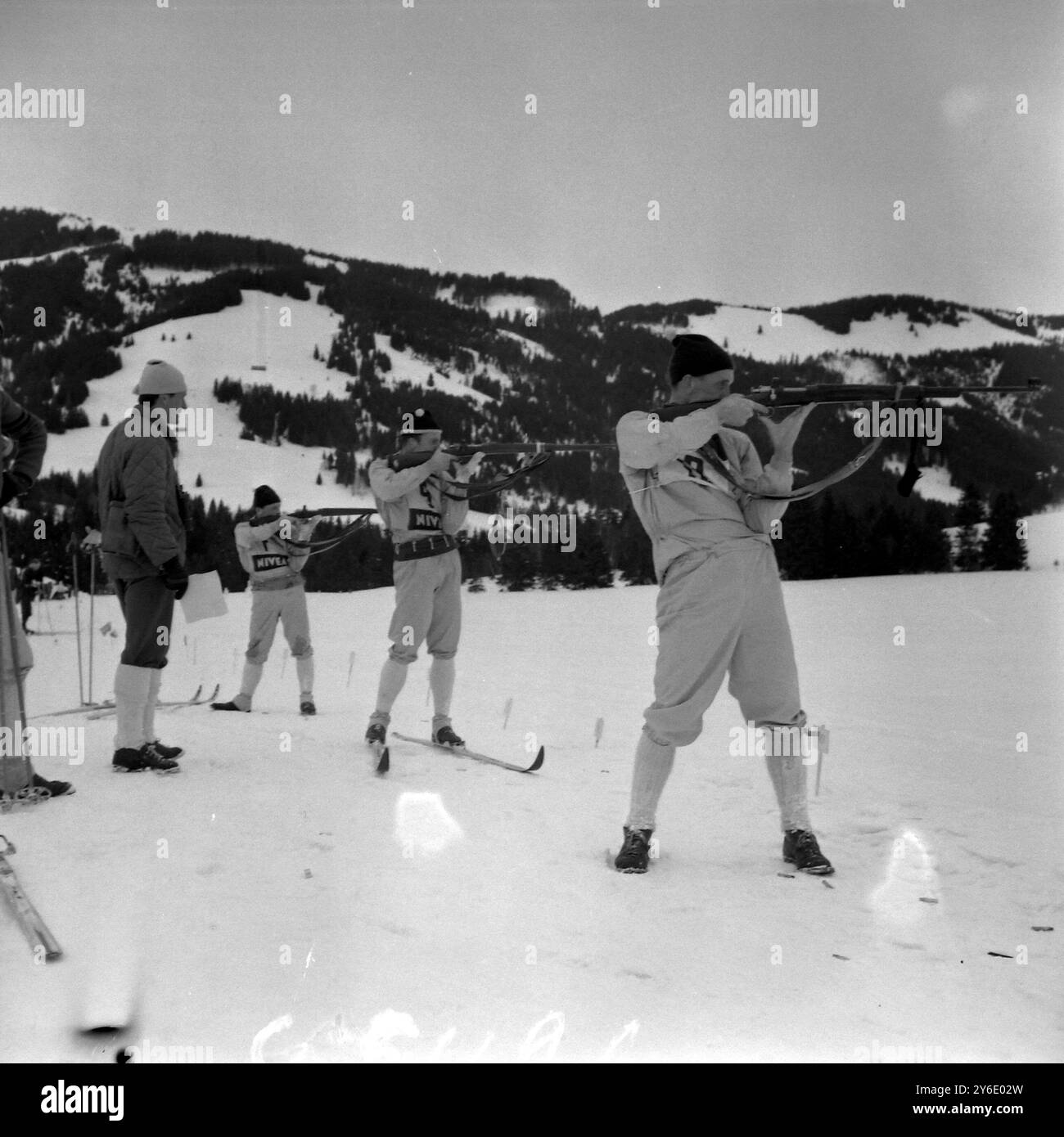 FREDERICK ANDREW, DAVID REES UND ROBIN DENT - BRITISCHES BIATHLON-TRIO IN DEUTSCHLAND IN AKTION / ; 13. FEBRUAR 1963 Stockfoto