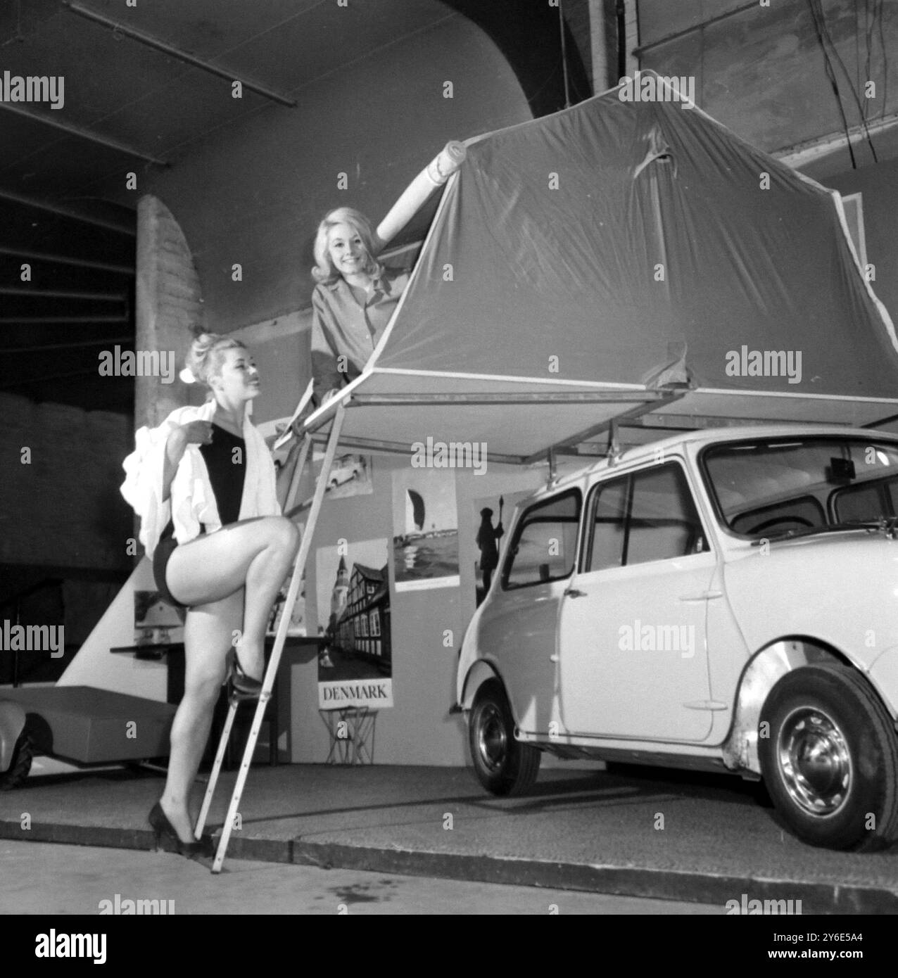 5. INTERNATIONALE OUTDOOR- UND CAMPING-AUSSTELLUNG IN LONDON / ; 8. JANUAR 1963 Stockfoto